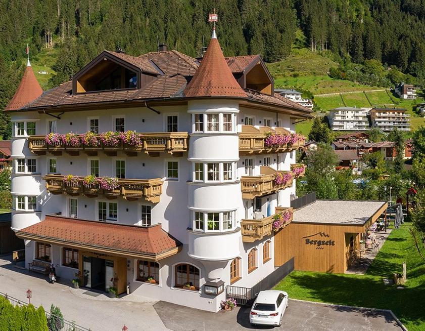 Hotel Bergzeit Grossarl Exterior foto